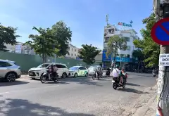 Bán nhà riêng 62m² tại Chi Lăng, Hải Châu, Đà Nẵng, vị trí kinh doanh sầm uất gần chợ Cồn... Bán nhà riêng tại Hải Châu, Đà Nẵng 01