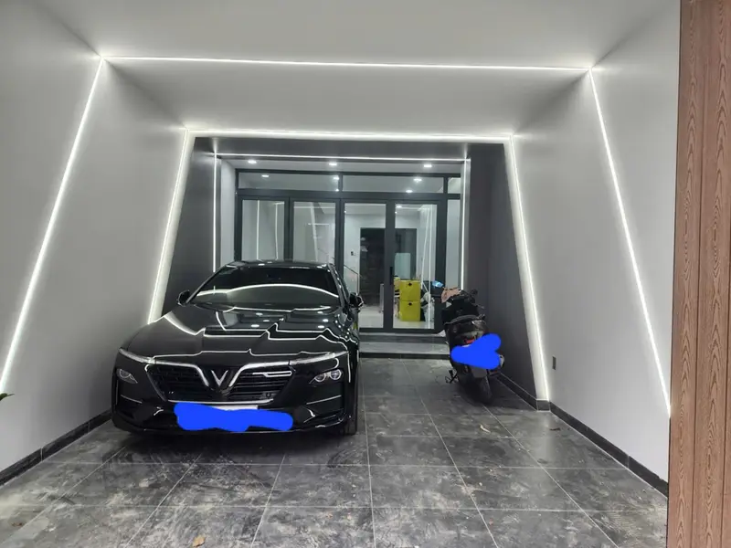 Nhà phố 5 tầng sang trọng tại phường Dĩ An, TP HCM... Bán nhà mặt phố tại Dĩ An, Hồ Chí Minh 01