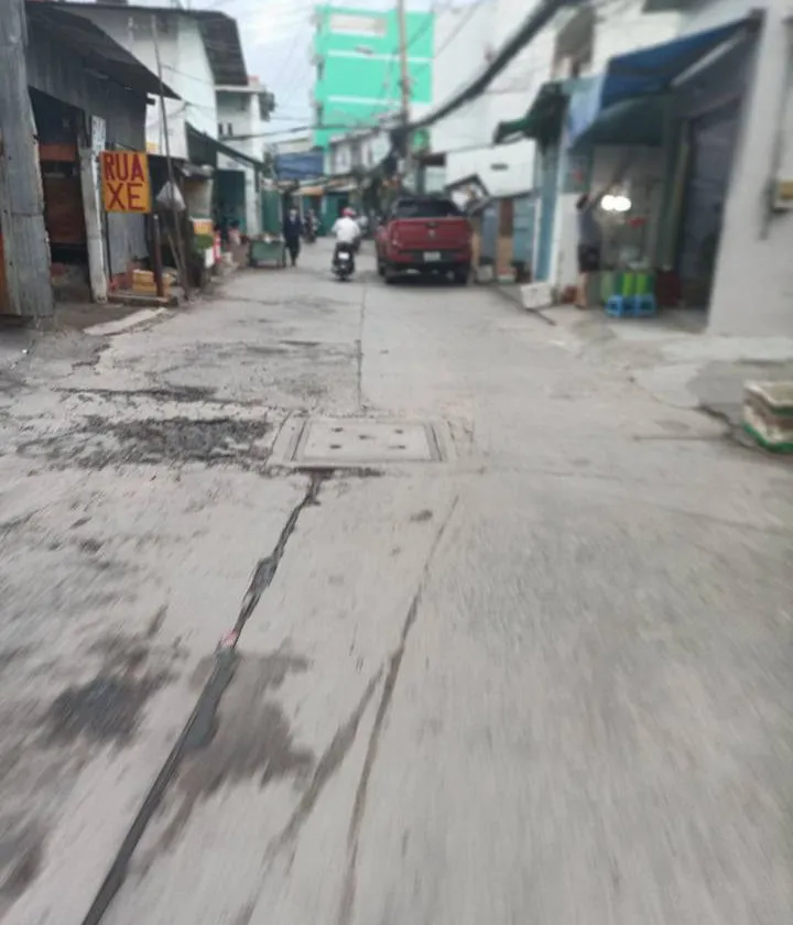 Nhà 2 tầng tại khu phân lô yên tĩnh, gần trường đại học... Bán nhà riêng tại An Lạc, Hồ Chí Minh 01
