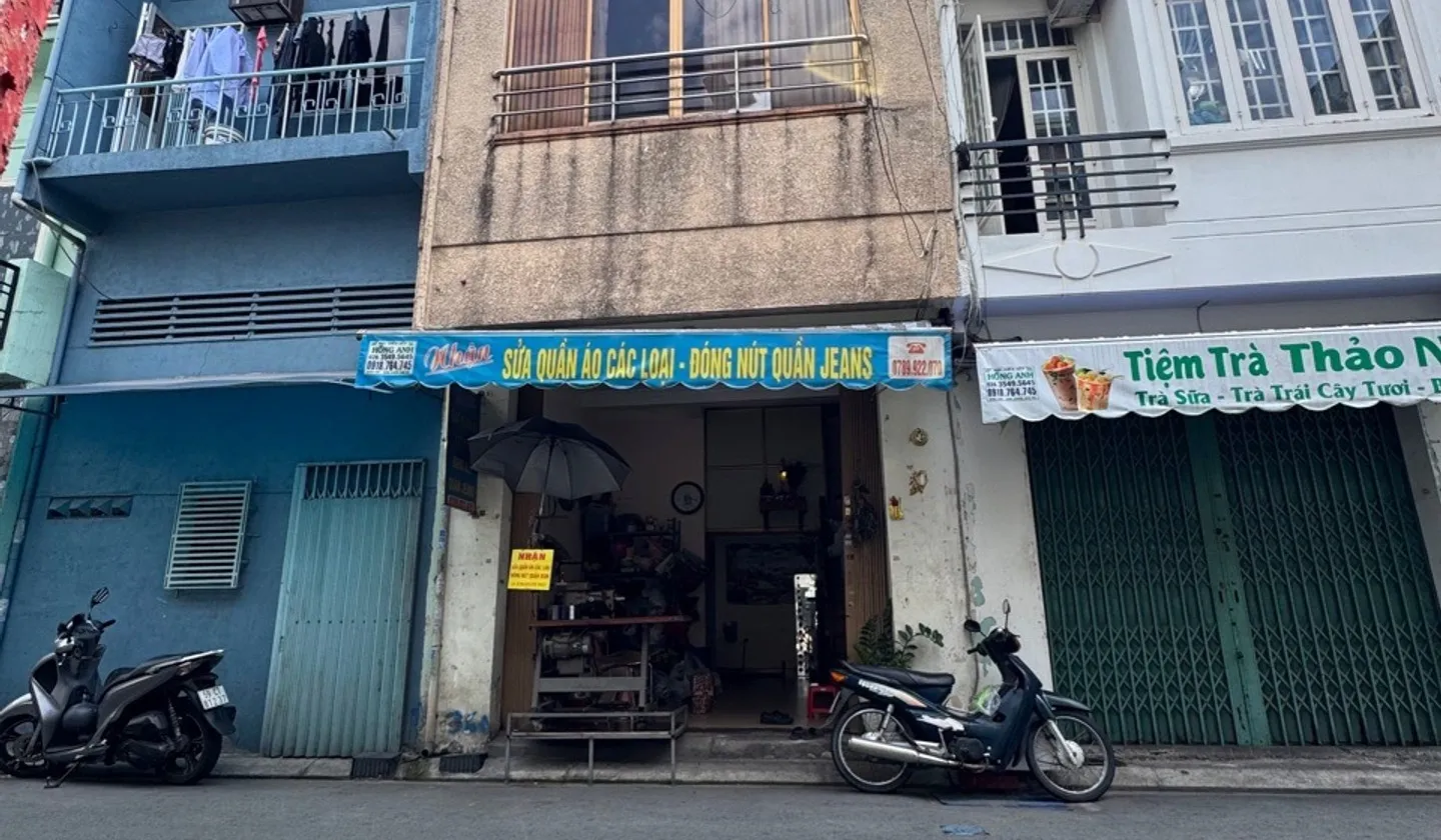 Nhà 4 tầng mặt tiền rộng gần chợ Hoàng Hoa Thám Tân Bình... Bán nhà mặt phố tại Tân Bình, Hồ Chí Minh 01
