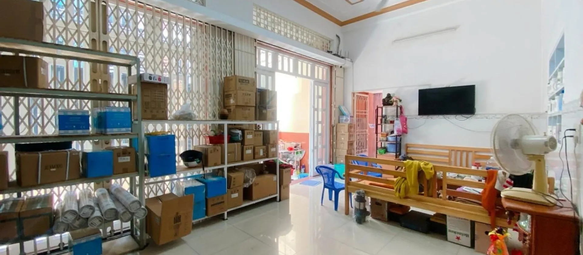 Nhà 4 tầng hẻm xe hơi Lạc Long Quân, rộng rãi, tiện nghi... Bán nhà riêng tại Bảy Hiền, Hồ Chí Minh 01