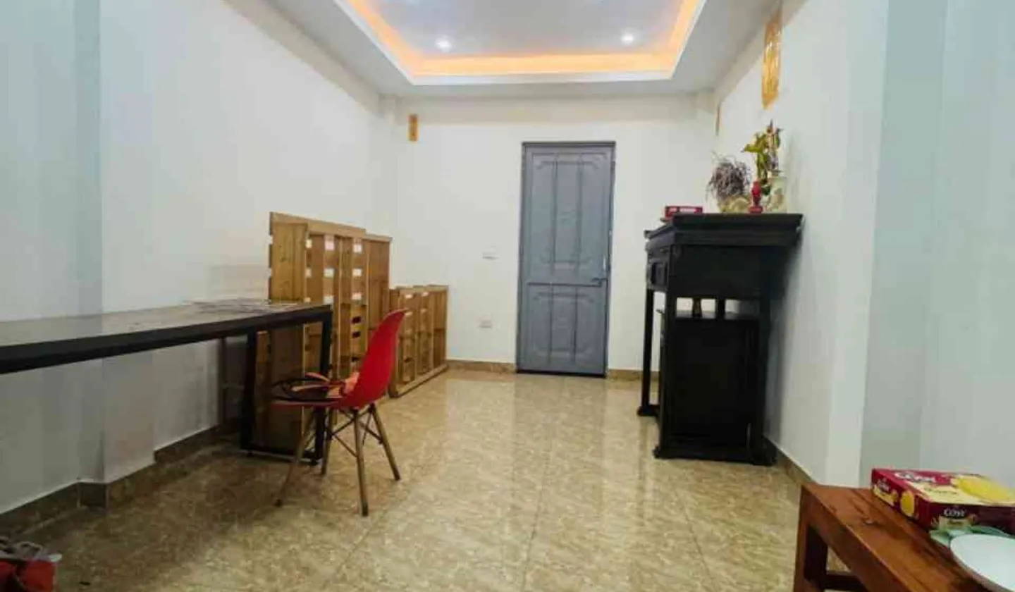 Nhà riêng 5 tầng tại phường Đống Đa, diện tích 30.8 m2 có 3 phòng ngủ chỉ 8.8 tỷ... Bán nhà riêng tại Đống Đa, Hà Nội 01