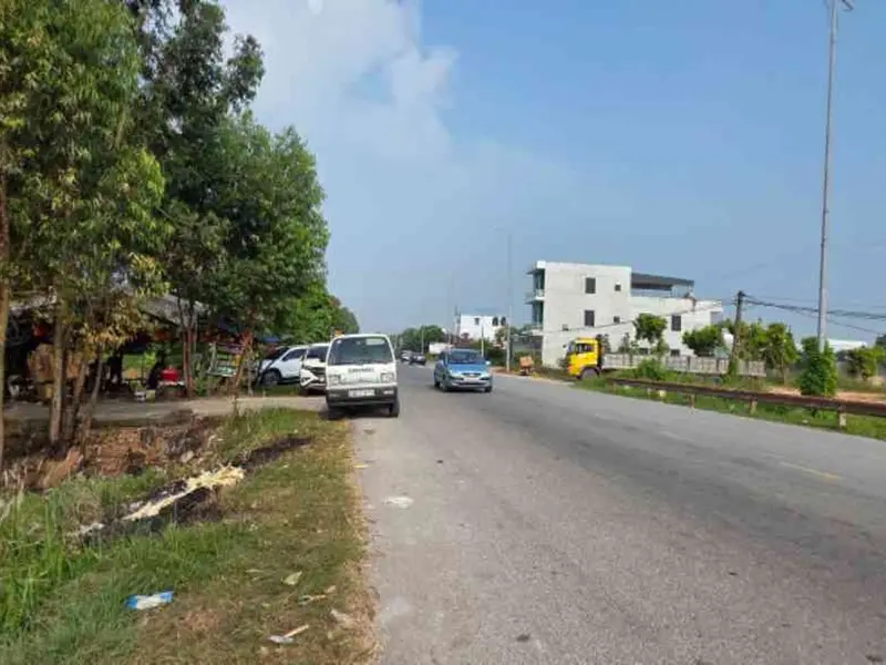 Lô đất cực đẹp, diện tích 80m2, Hoàng Hoa Thám,Việt Yên,giá nhỉnh 2tỷ, LH 0353732090,ngõ 4oto Camry... Bán đất tại Việt Yên, Bắc Ninh 01