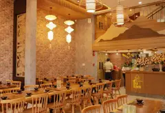Nhà mặt phố kinh doanh sầm uất tại Hải Châu, Đà Nẵng... Bán nhà mặt phố tại Hải Châu, Đà Nẵng 02