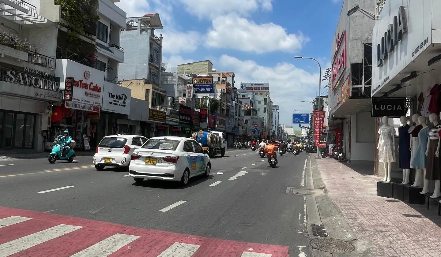 Nhà 2 tầng 75m2 hẻm xe hơi gần Phan Đình Phùng, tiện lợi, phù hợp gia đình ở lâu dài. Vị trí TT... Bán nhà riêng tại Cầu Kiệu, Hồ Chí Minh 01