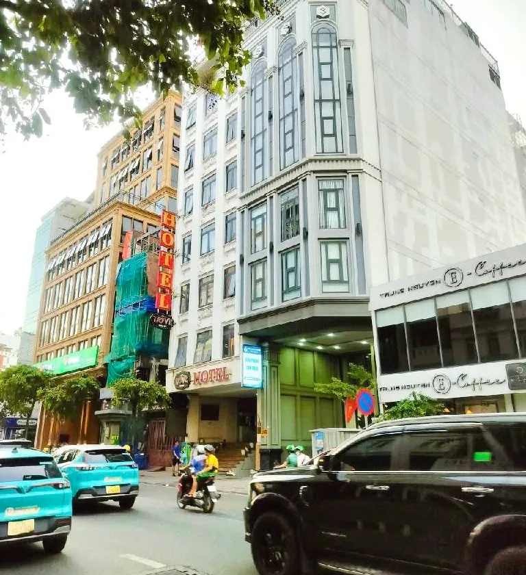 Giảm 7 tỷ, bán tòa nhà mặt tiền Nguyễn Văn Nghi 7 tầng, 190m²... Bán nhà mặt phố tại Hạnh Thông, Hồ Chí Minh 01
