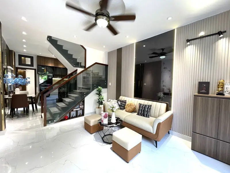 Bán nhà Nhà hẻm xe hơi đủ các tiện ích công cộng... Bán nhà riêng tại Thông Tây Hội, Hồ Chí Minh 01
