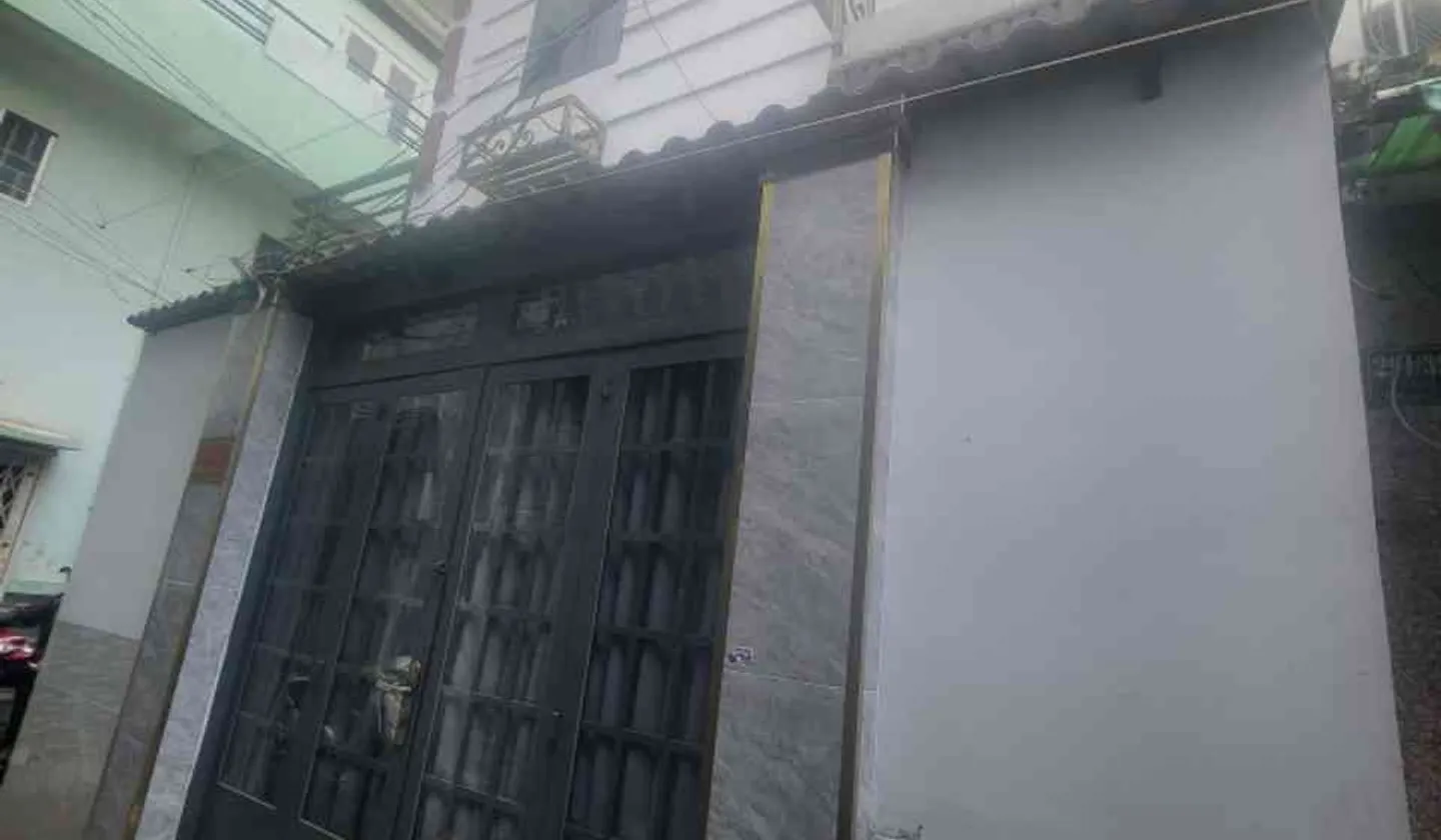 Bán nhà riêng 2 tầng hẻm xe hơi Đồng Đen Tân Bình 57.8m2 mặt tiền 10m... Bán nhà riêng tại Tân Bình, Hồ Chí Minh 01