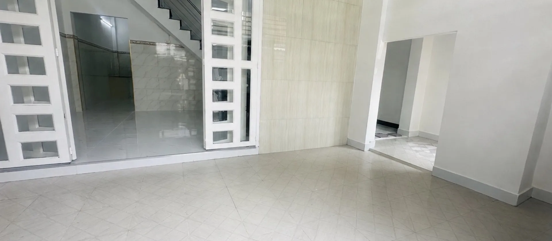 MẶT TIỀN ĐƯỜNG SỐ 13 - TRUNG TÂM LINH CHIỂU - NGAY CHỢ THỦ ĐỨC... Bán nhà riêng tại Thủ Đức, Hồ Chí Minh 01