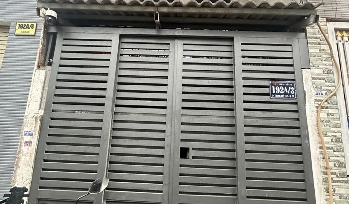 Nhà 2 Tầng Hẻm Xe Hơi Trung Mỹ Tây - Cơ Hội Vàng Đầu Tư Giá Tốt... Bán nhà riêng tại Trung Mỹ Tây, Hồ Chí Minh 01