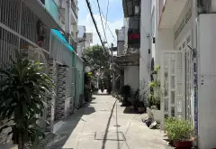 Nhỏ nhưng có võ,nhà sổ riêng, 2 tầng tại phường Đông Hưng Thuận, pháp lý rõ ràng... Bán nhà riêng tại Đông Hưng Thuận, Hồ Chí Minh 01