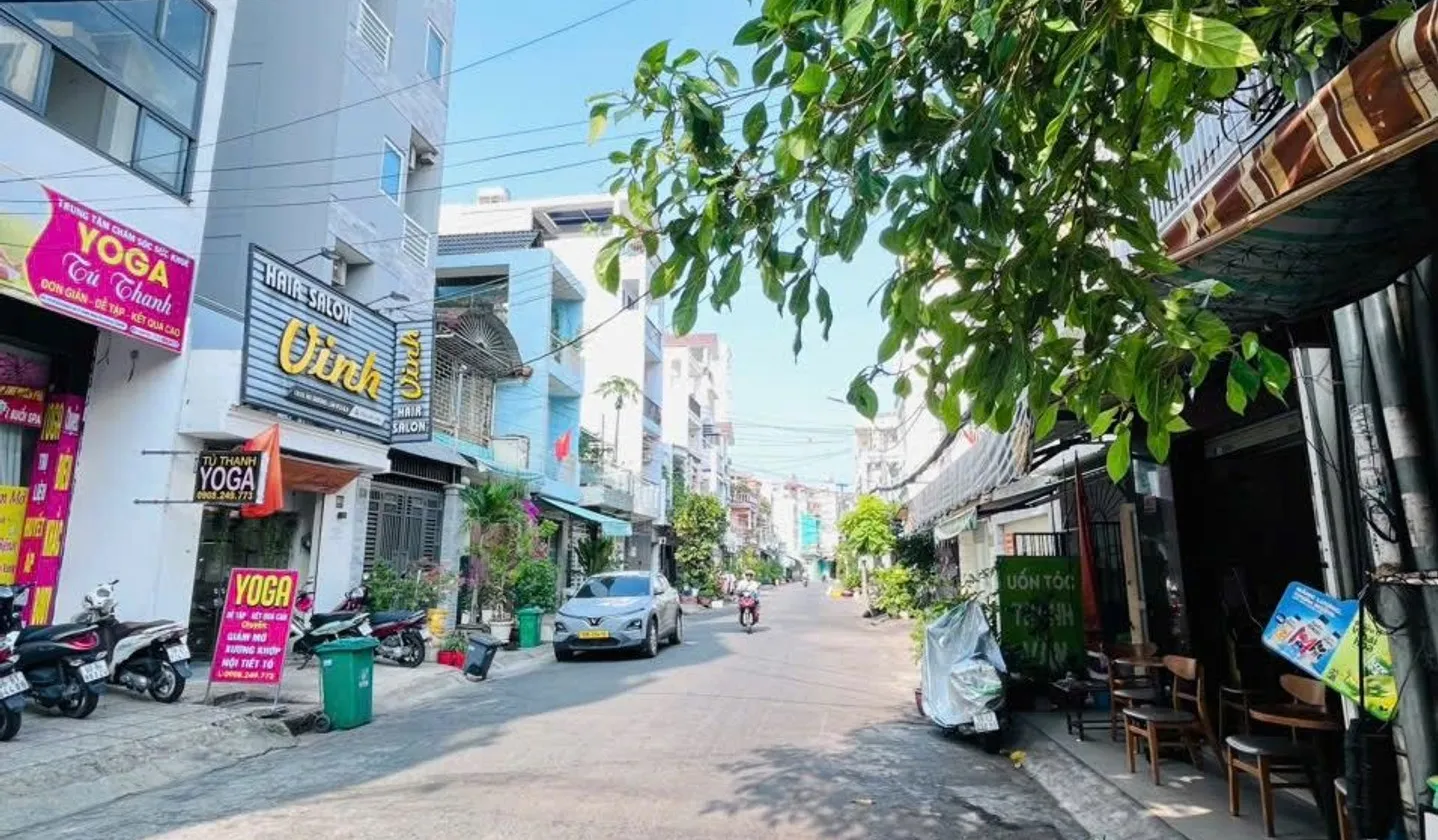 Bán nhà riêng 43m2, 4 tầng Âu Dương Lân phường 2, Quận 8 với giá ưu đãi Chỉ hơn 5 tỷ... Bán nhà riêng tại Chánh Hưng, Hồ Chí Minh 01