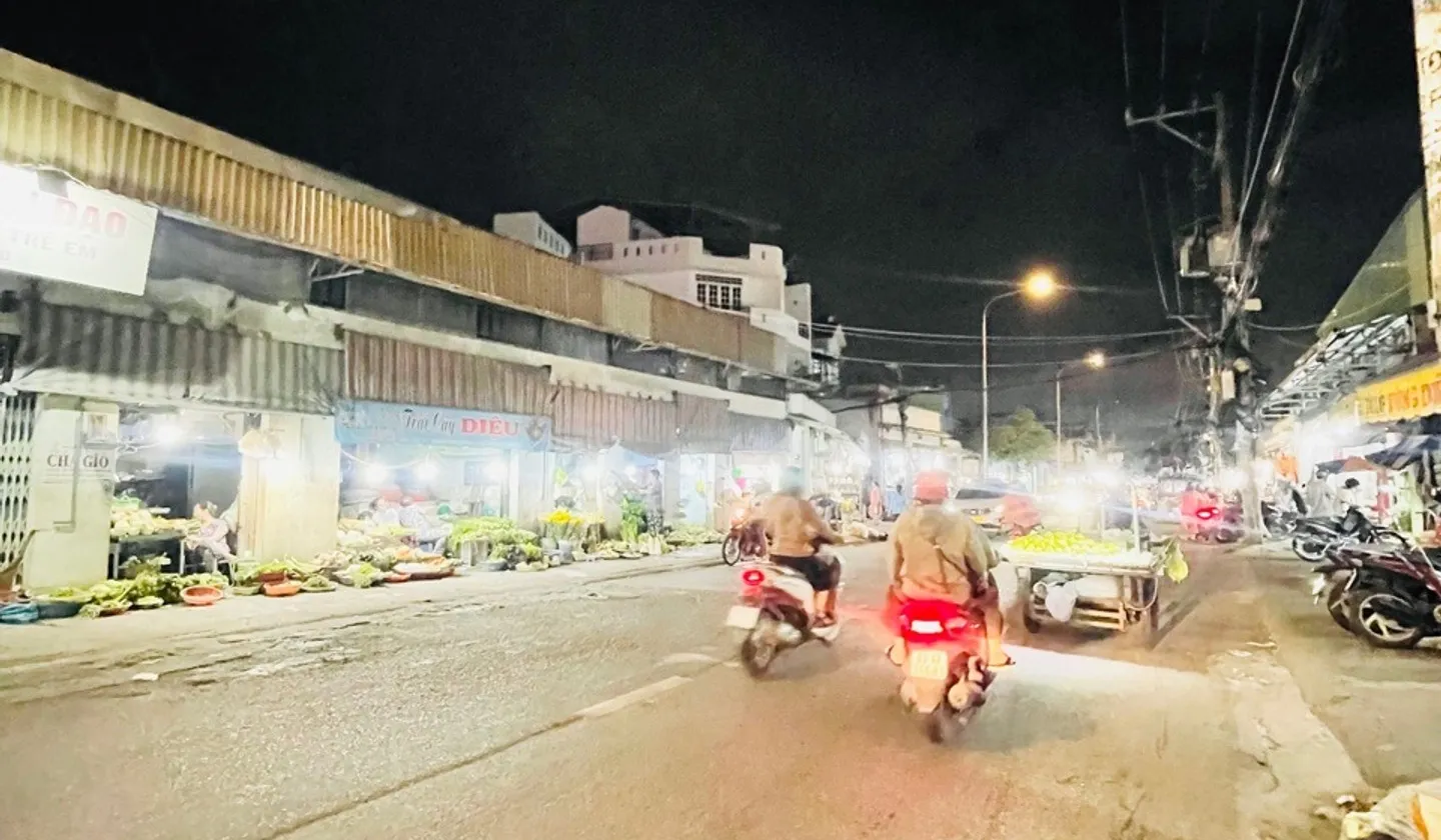 Nhà nát - Đường Tên Lửa - 65m2 gần chợ Bình Trị Đông... Bán nhà riêng tại Bình Trị Đông, Hồ Chí Minh 01