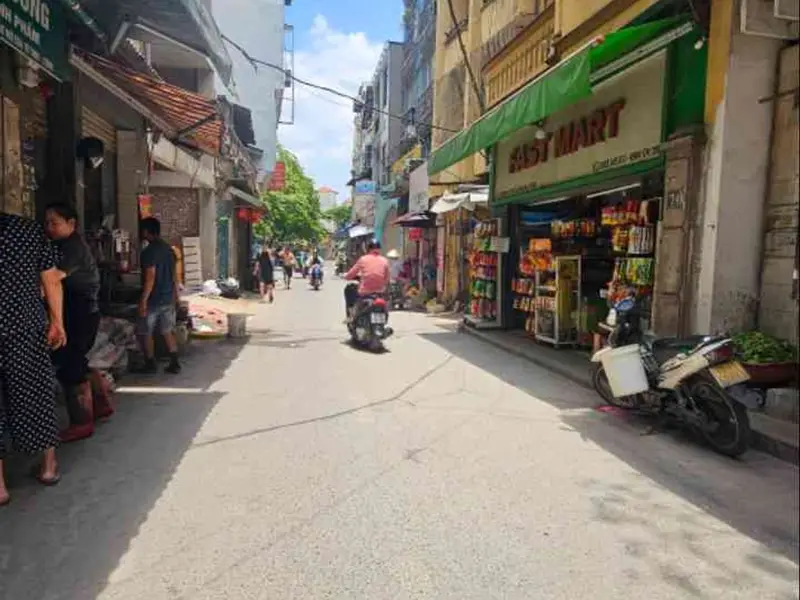 Nhà lô góc bán đất tặng nhà 2 tầng Gần Hồ Hoàng Cầu... Bán nhà riêng tại Đống Đa, Hà Nội 01