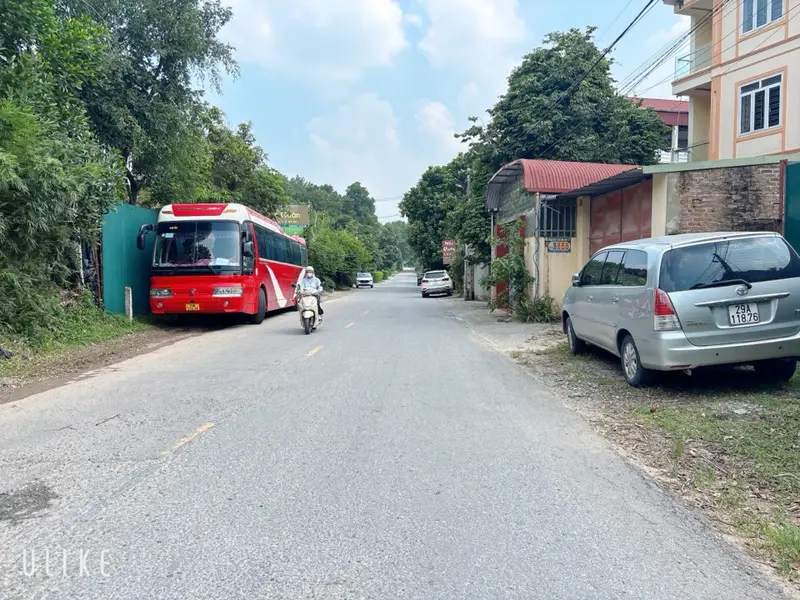 97,5 m Full thổ cư Dược Thượng , Sóc Sơn , Hà Nội 
Đường thông ô tô tránh 
500 m ra Đập Đồng Quan... Bán đất tại Sóc Sơn, Hà Nội 01