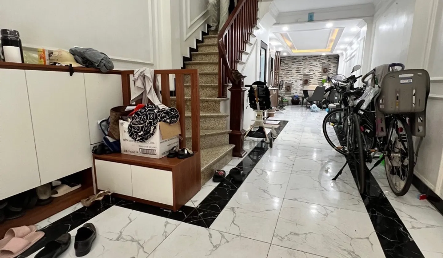 NHÀ TỨ HIỆP - THANH TRÌ - 42M - 5 TẦNG - Ô TÔ ĐỖ CỔNG - HƠN 8 T.Ỷ... Bán nhà riêng tại Thanh Trì, Hà Nội 01