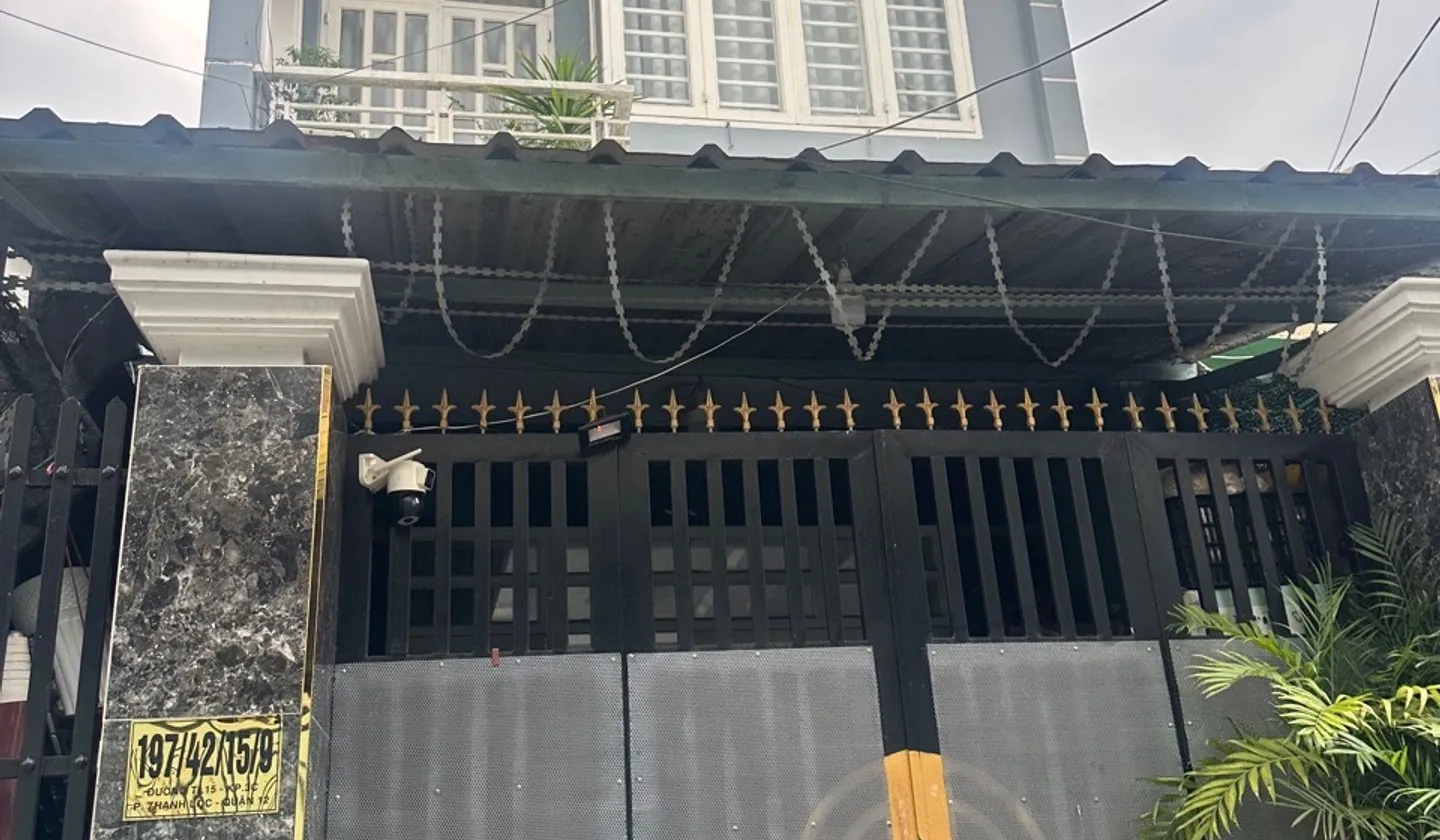 Bán nhà 3 tầng 3PN tại Thạnh Lộc, Quận 12 giá 5.2 tỷ... Bán nhà riêng tại An Phú Đông, Hồ Chí Minh 01
