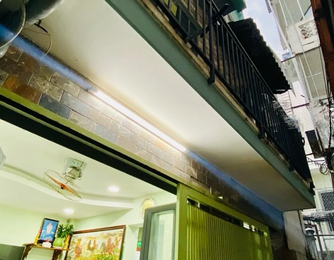 Nhà 4 tầng vuông vức cạnh công viên Lê Thị Riêng... Bán nhà riêng tại Hòa Hưng, Hồ Chí Minh 01