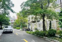Biệt thự đẳng cấp 240m2 x 4 tầng thang máy khu đô thị Việt Hưng Long Biên view vườn hoa , vỉa hè .... Bán biệt thự, liền kề tại Việt Hưng, Hà Nội 02