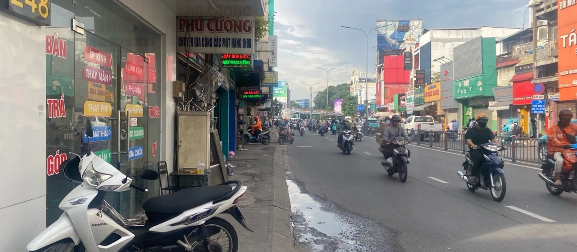 Nhà Hoàng Văn Thụ Tân Bình Mặt Tiền Rộng, Gần Sân Bay... Bán nhà mặt phố tại Tân Bình, Hồ Chí Minh 01