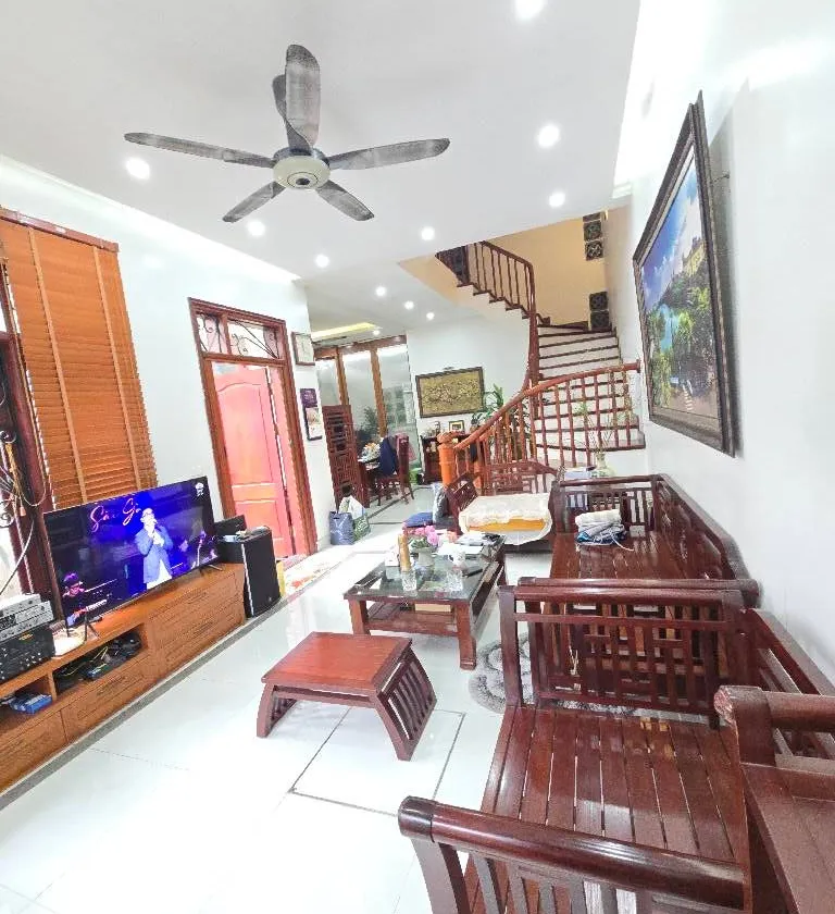 BÁN NHÀ LIỀN KỀ BÁT KHỐI 91M2- 4 TẦNG - VỈA HÈ Ô TÔ TRÁNH - CẠNH HỒ ĐIỀU HÒA - 20.5 Tỷ... Bán biệt thự, liền kề tại Long Biên, Hà Nội 01