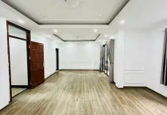 Nhà lô góc mới xây, vị trí đắc địa tại Tôn Đức Thắng, cơ hội hiếm có để sở hữu... Bán nhà riêng tại Văn Miếu - Quốc Tử Giám, Hà Nội 01