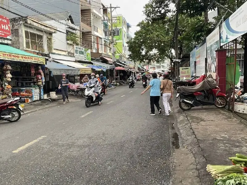 Bán nhà mặt phố 4 tầng diện tích 61.5m2 tại Quận 6... Bán nhà mặt phố tại Bình Phú, Hồ Chí Minh 01