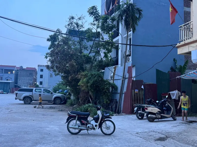 Đất đấu giá rộng rãi, ô tô đỗ thoải mái ngay trung tâm... Bán đất tại Nam Phù, Hà Nội 01