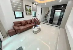 Nhà mới Cầu Giấy thang máy lô góc, full nội thất tiện nghi... Bán nhà riêng tại Cầu Giấy, Hà Nội 04