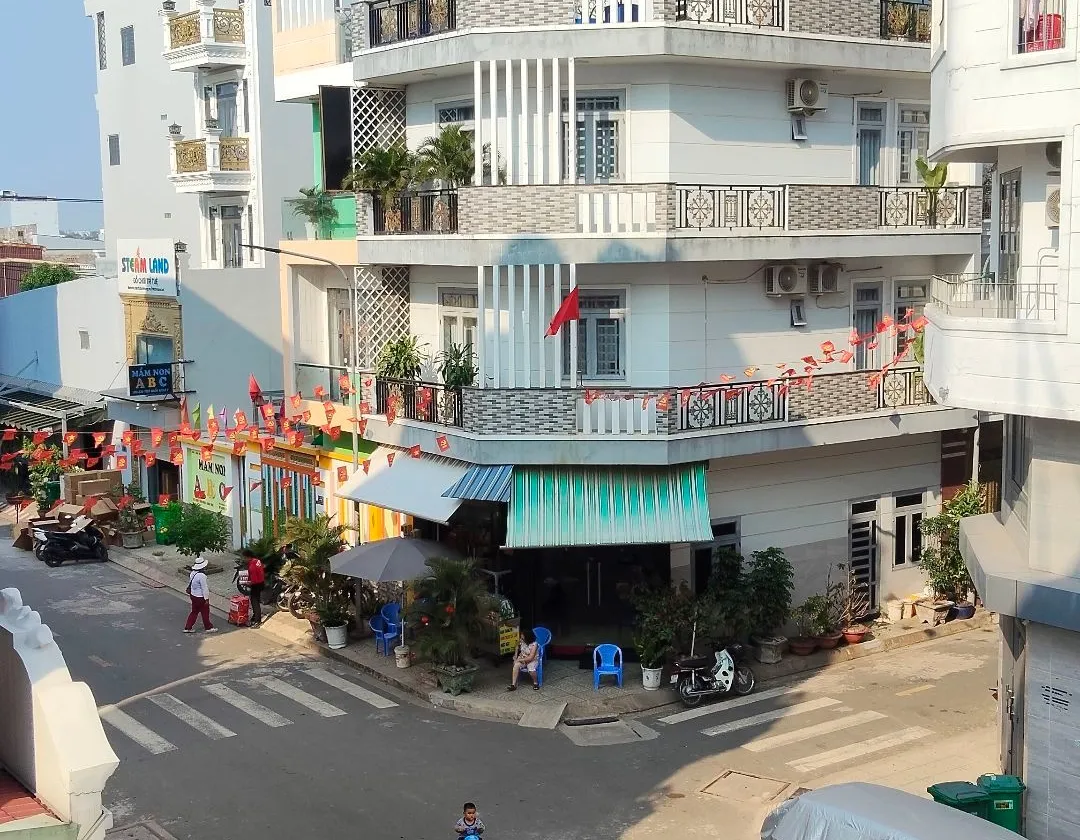Nhà phố 5 tầng sang trọng khu Bình Tân giáp Tân Phú... Bán nhà riêng tại Bình Tân, Hồ Chí Minh 01