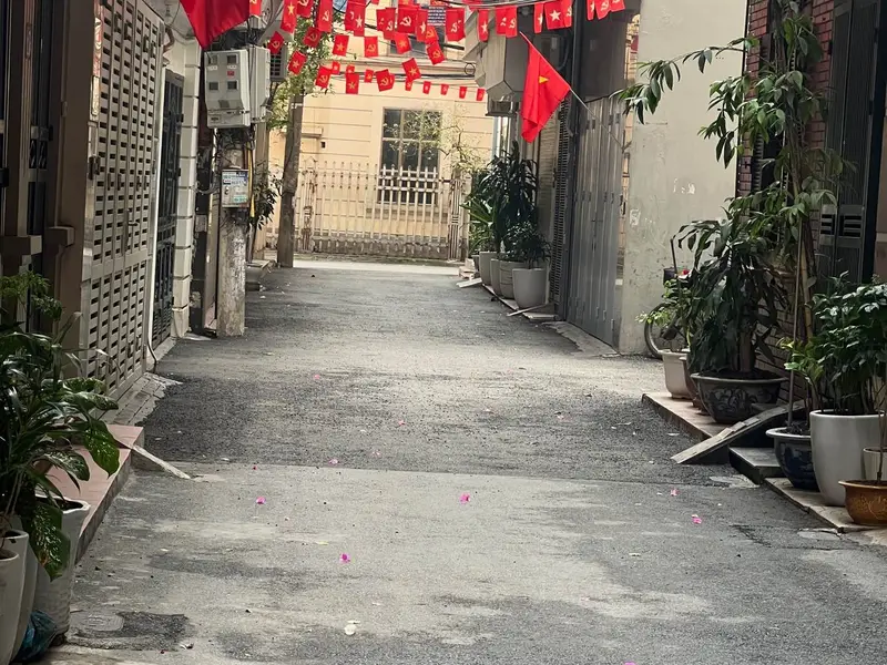 PHÂN LÔ - OTO TRÁNH CHẠY VÒNG QUANH - MẶT TIỀN RỘNG - Ở SƯỚNG .... Bán nhà riêng tại Cầu Giấy, Hà Nội 01