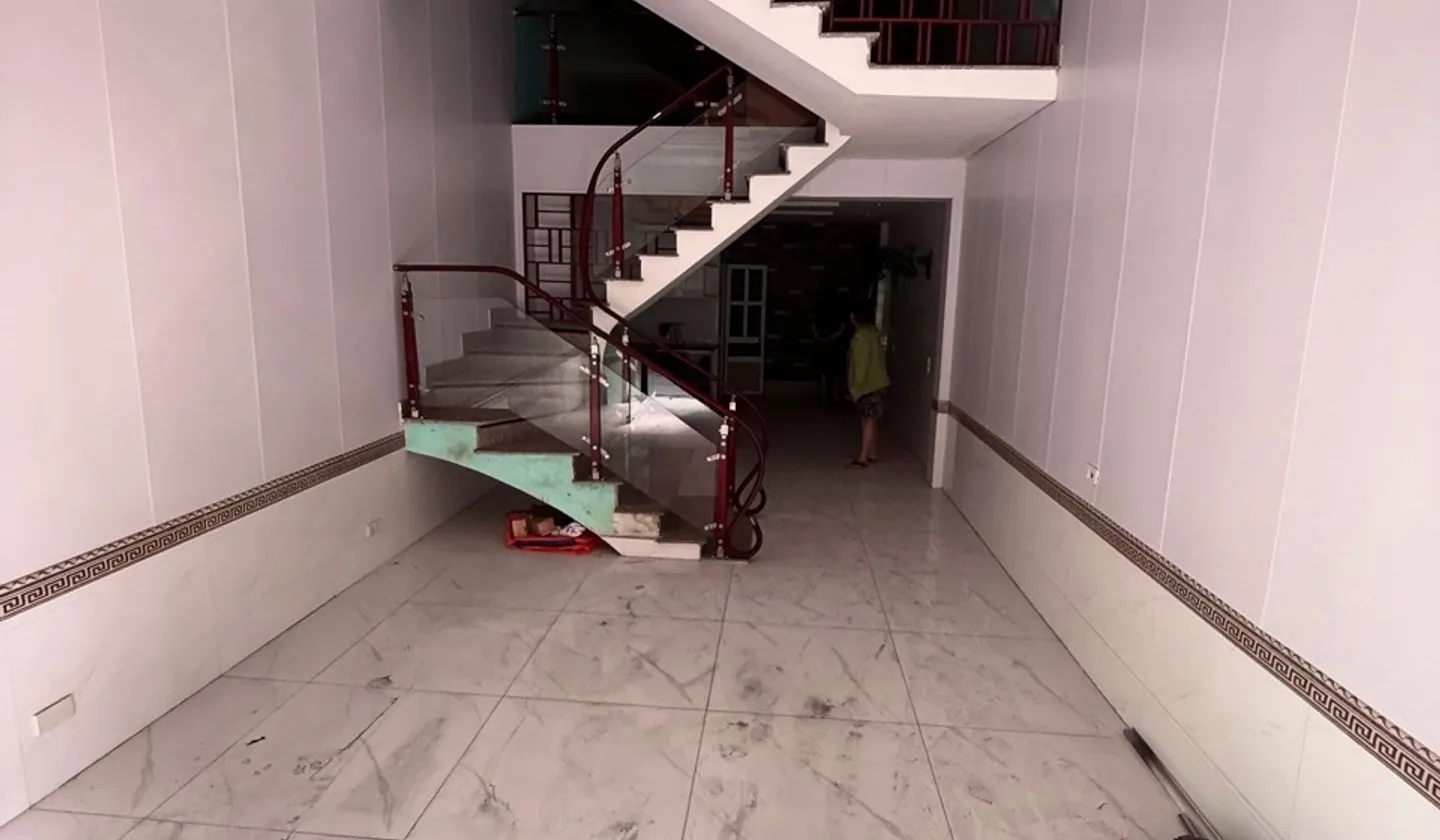 Bán nhà riêng 4 tầng diện tích 48,5m2 tại Nguyễn Văn Linh, ô tô đỗ cửa... Bán nhà riêng tại An Biên, Hải Phòng 01