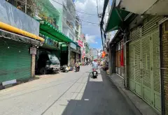 Bas Nhà 2 tầng 5,6x22m, Lạc Long Quân, Tân Bình 3 phòng ngủ gần quận 10 nhỉnh nhẹ 10 tỷ... Bán nhà riêng tại Tân Hòa, Hồ Chí Minh 02