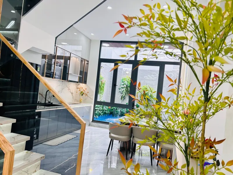 Bán nhà riêng 4 tầng 70m2, Hoàng Diệu, Hải Châu, Đà Nẵng, có hồ bơi và pháp lý rõ ràng... Bán nhà riêng tại Hải Châu, Đà Nẵng 01