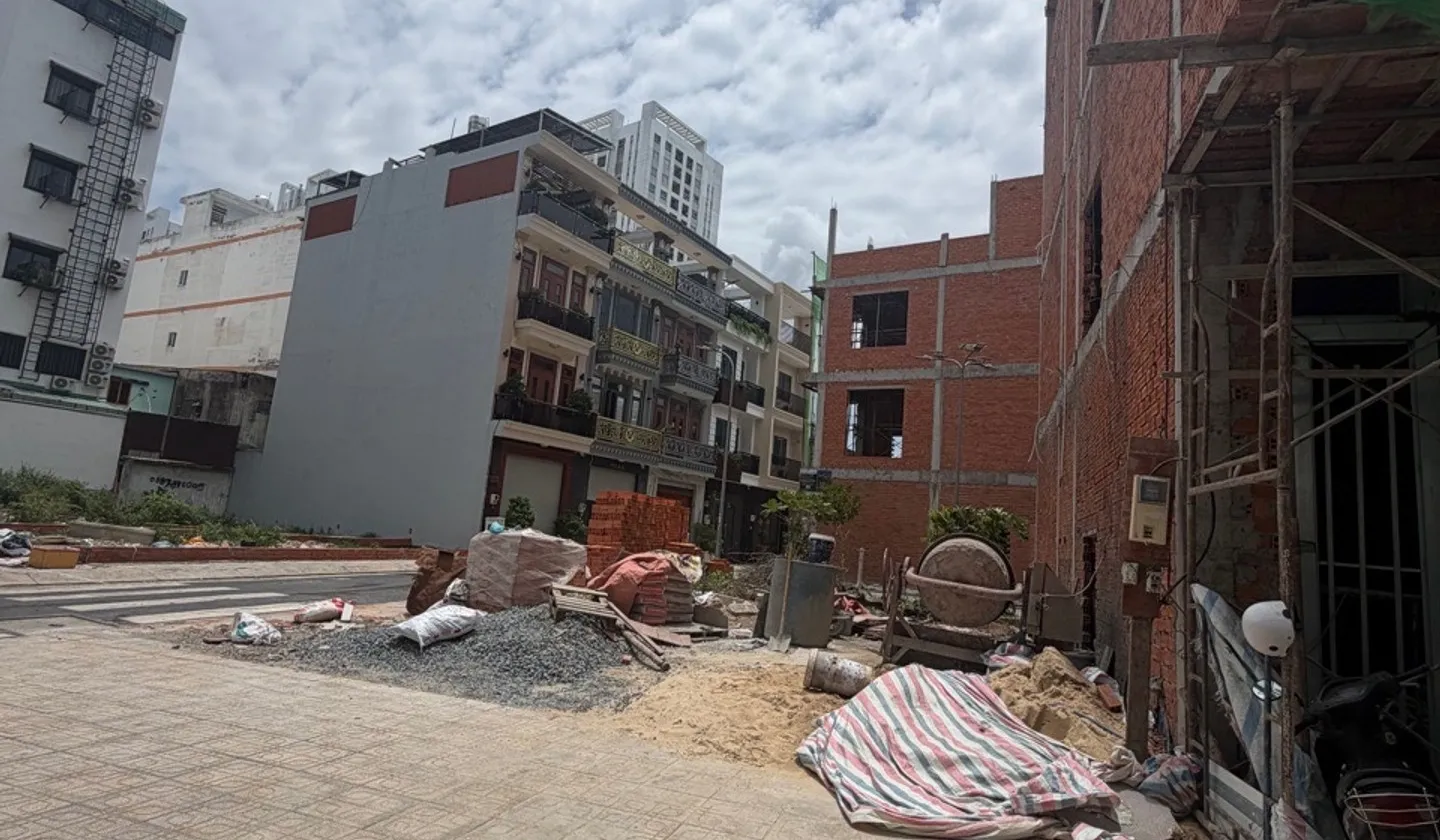 Bán nhà mặt tiền hẻm ô tô Tô Hiệu Quận Tân Phú 4 tầng 57m2... Bán nhà mặt phố tại Phú Thạnh, Hồ Chí Minh 01