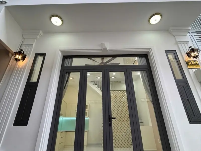 Nhà đẹp ngay quận tân phú, sát mặt tiền, 2 tầng, 2 phòng ngũ, 2 wc, 2 ban công. Chỉ 3 ty4.... Bán nhà riêng tại Phú Thọ Hòa, Hồ Chí Minh 01