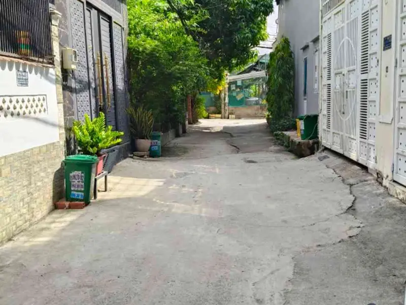 Nhà 2 tầng mới tinh, hẻm xe tải 5m thông thoáng tại Quận 12... Bán nhà riêng tại Thới An, Hồ Chí Minh 01