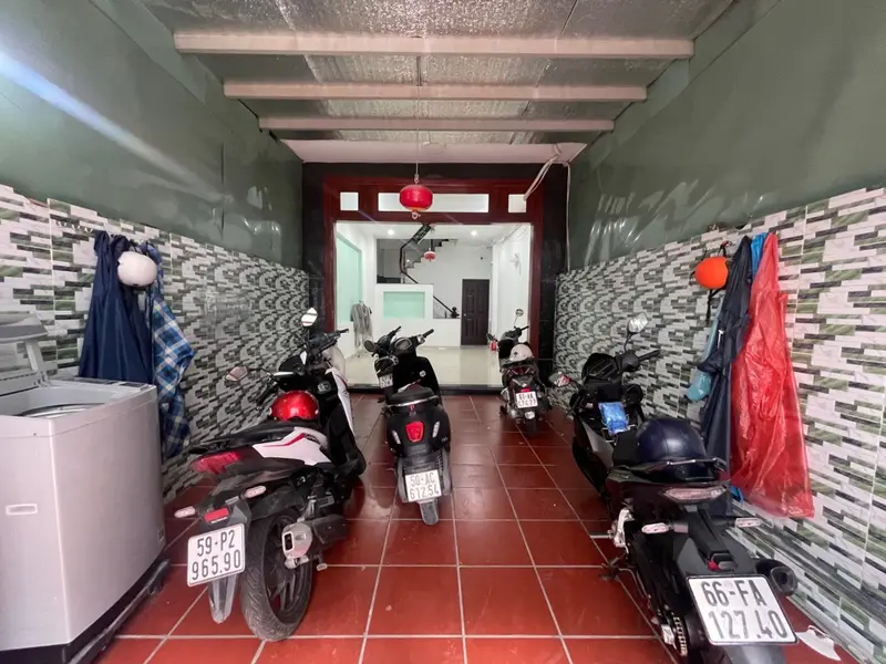 Nhà 4 tầng rộng rãi tại An Phú Đông, tận hưởng tiện nghi và thu nhập ổn định... Bán nhà riêng tại An Phú Đông, Hồ Chí Minh 01