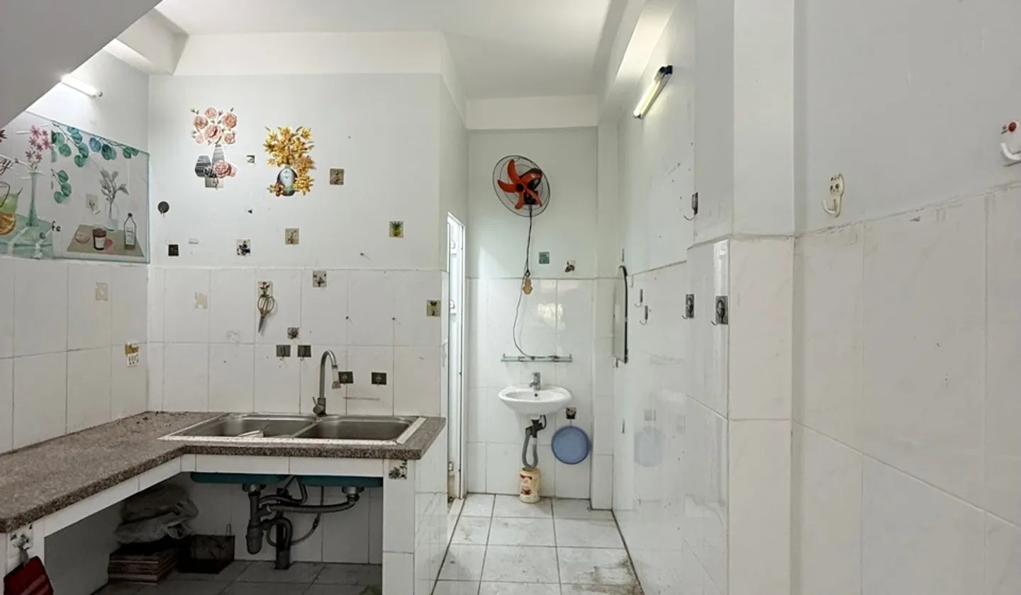 Bán nhà 5 tầng hẻm Lạc Long Quân, 29m², giá 6.35 tỷ... Bán nhà riêng tại Bảy Hiền, Hồ Chí Minh 01