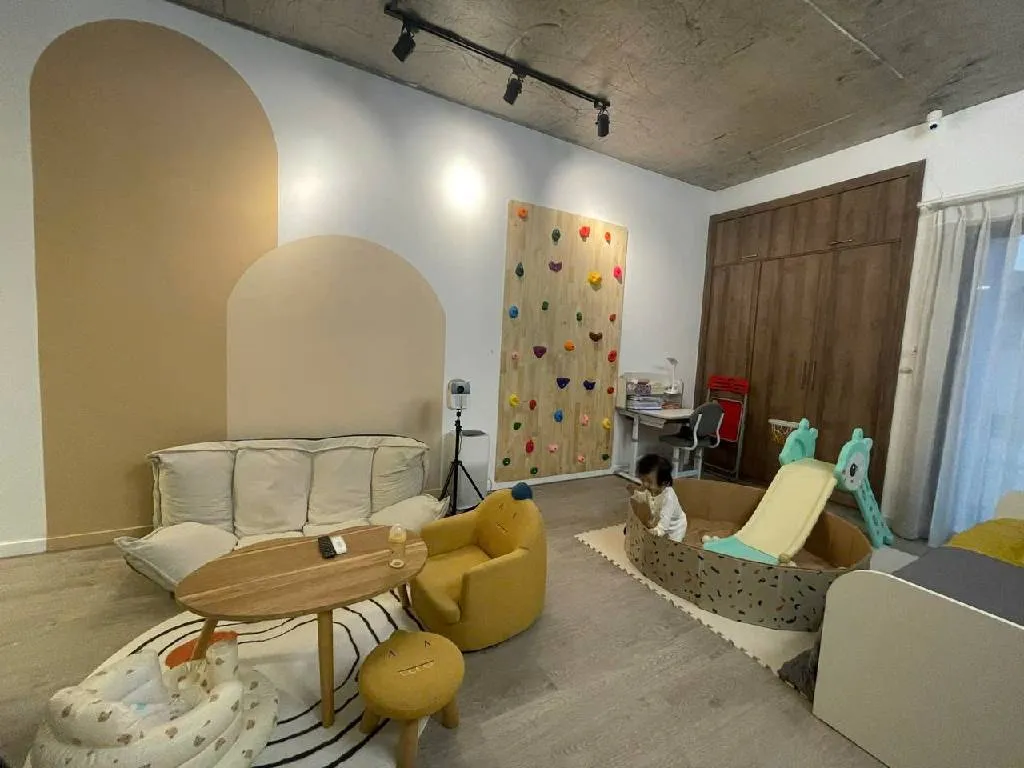 Nhà phân lô 6 tầng ngõ rộng , gần đường La Thành giá giảm sốc... Bán owner_side tại Giảng Võ, Hà Nội 01