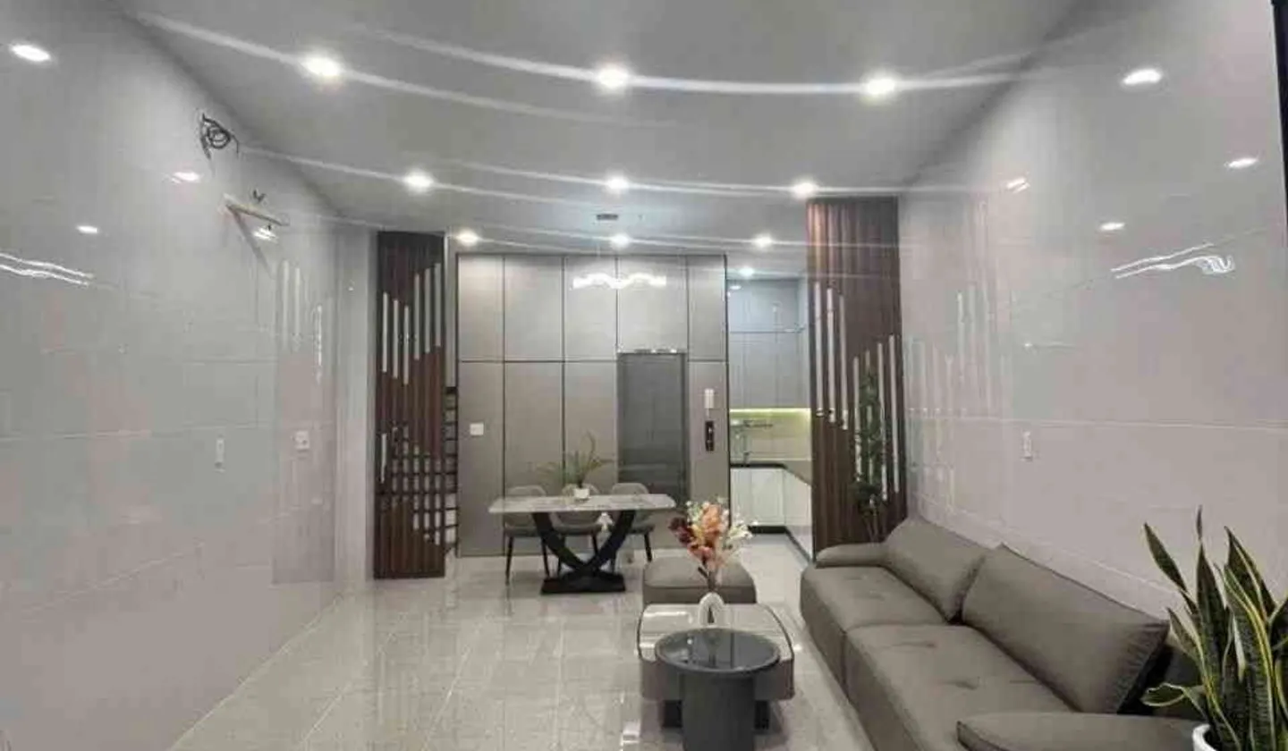 Nhà Tân Bình - Âu Cơ nở hậu - thang máy, 4 tầng ở ngay - KD, ngang 4m - dài 10m - hơn 8 tỷ nhẹ.... Bán nhà riêng tại Tân Hòa, Hồ Chí Minh 01