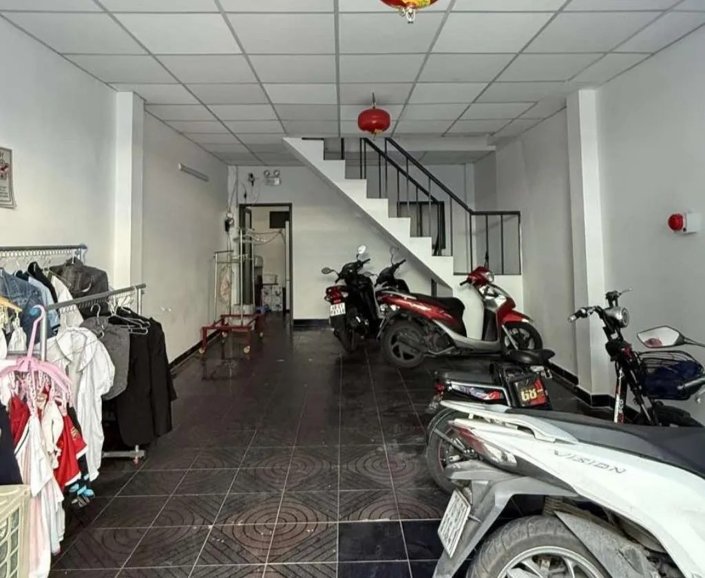 Bán nhà 5 tầng, 6 phòng ngủ, cho thuê thu nhập ổn định tại Tân Phú... Bán nhà riêng tại Tân Phú, Hồ Chí Minh 01