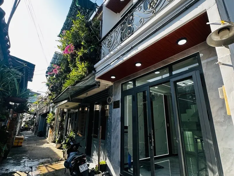 Bán nhà 2 tầng 2PN hẻm xe hơi Nguyễn Thị Căn, Tân Thới Hiệp giá 3.3 tỷ... Bán nhà riêng tại Tân Thới Hiệp, Hồ Chí Minh 01