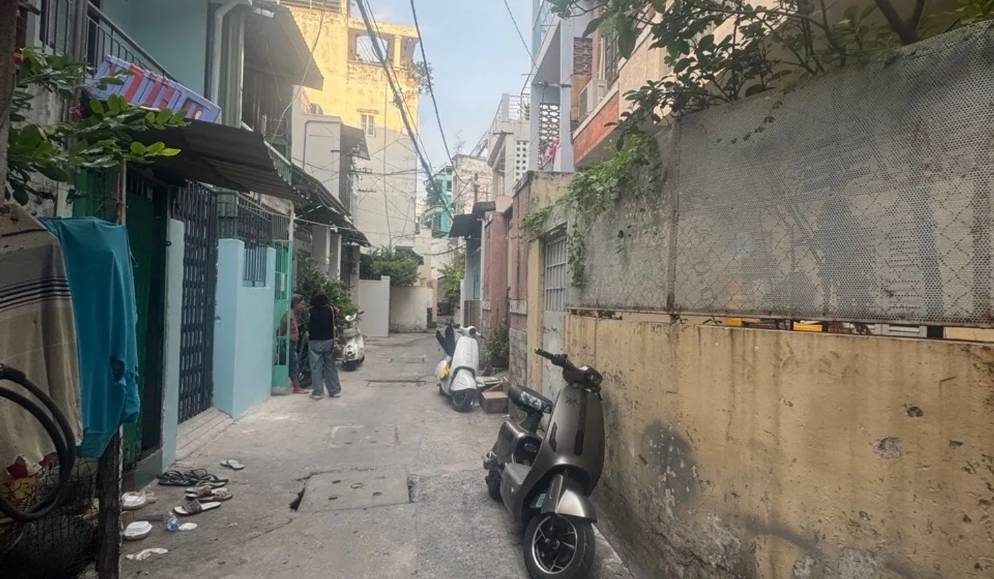 Nhà phố 3 tầng siêu đẹp Quận 10, phòng ngủ rộng rãi... Bán nhà riêng tại Vườn Lài, Hồ Chí Minh 01