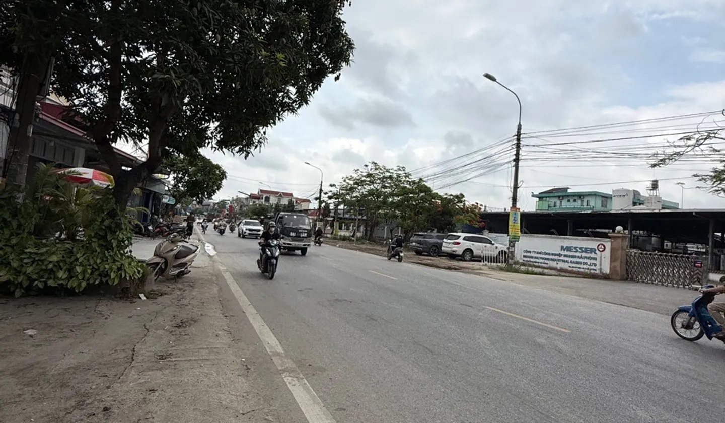 Nhà mặt phố trung tâm thị trấn An Dương - Vị trí kinh doanh đắc địa... Bán nhà mặt phố tại An Dương, Hải Phòng 01