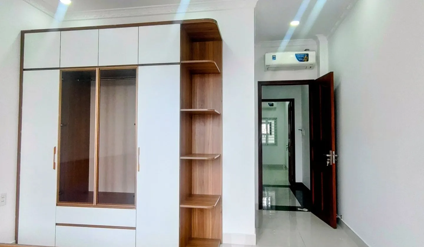 Nhà 5 tầng mới tinh, khu dân trí cao, sổ đỏ chính chủ, tiện nghi hiện đại... Bán nhà riêng tại Bình Tân, Hồ Chí Minh 01