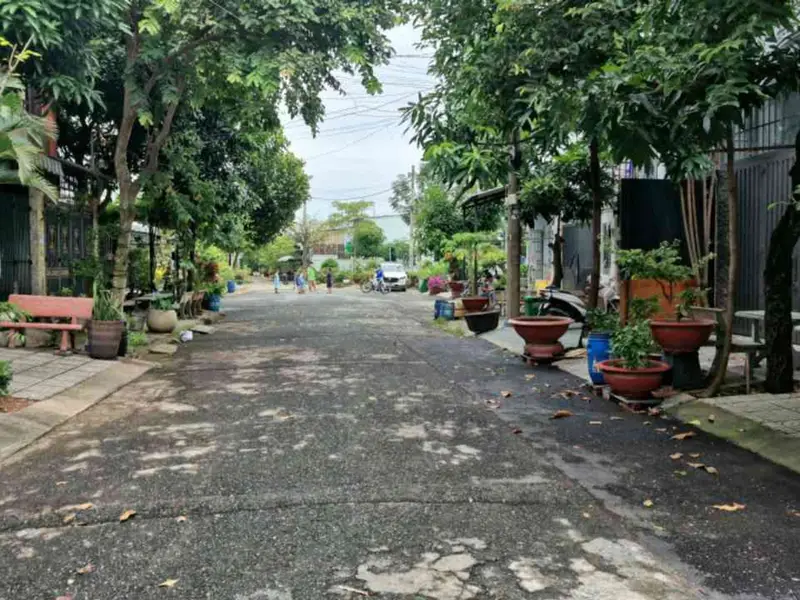 Sống sang gần cầu Tham Lương – Nhà 3 tầng tiện nghi, rộng rãi... Bán nhà riêng tại Đông Hưng Thuận, Hồ Chí Minh 01