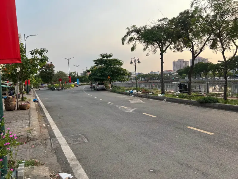 Bán nhà mặt tiền View sông đường Ba Đình, Quận 8 - Diện tích lớn, 7 tầng thang máy, đầy đủ tiện ích... Bán nhà mặt phố tại Chánh Hưng, Hồ Chí Minh 01
