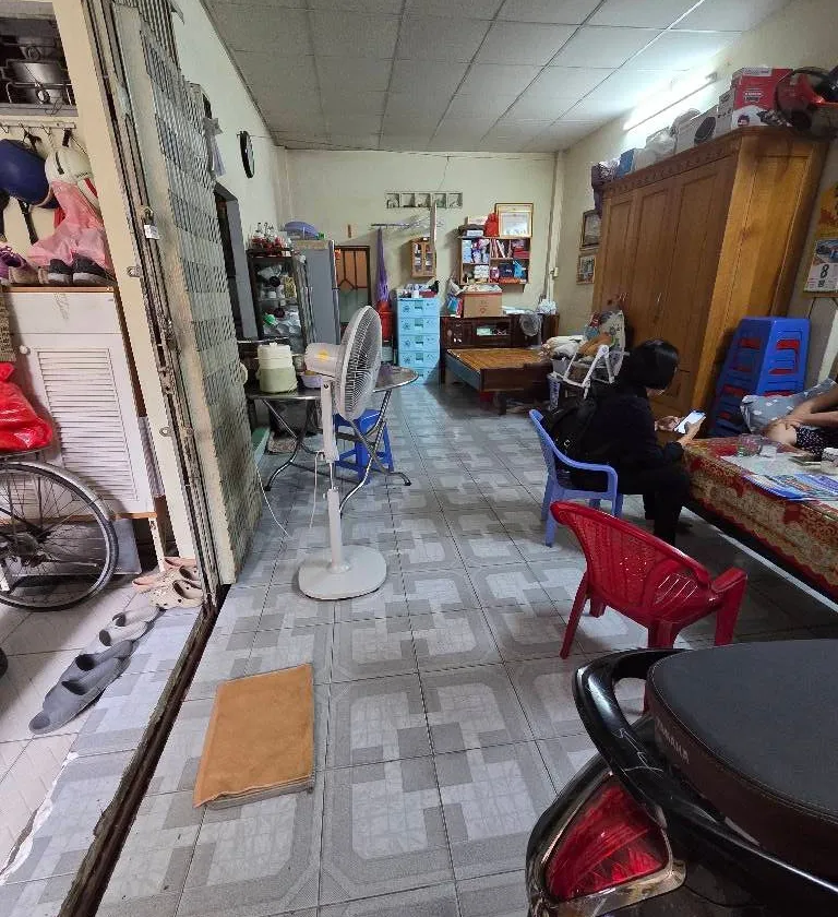 Nhà 2 tầng 37m2 ngay khu VIP Tân Bình giá 5.8 tỷ... Bán owner_side tại Bảy Hiền, Hồ Chí Minh 01