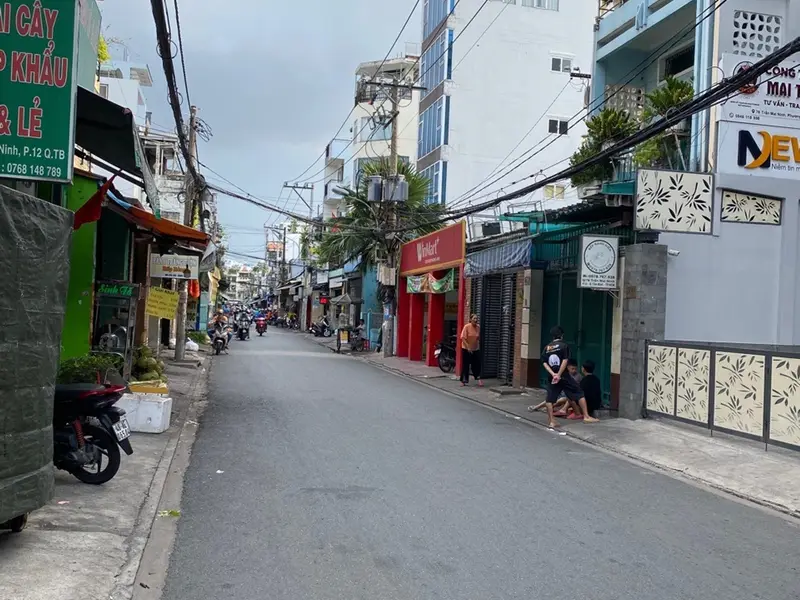 Bán nhà riêng 106.6m2 khu vực Tân Bình giá 12.3 tỷ... Bán nhà riêng tại Bảy Hiền, Hồ Chí Minh 01